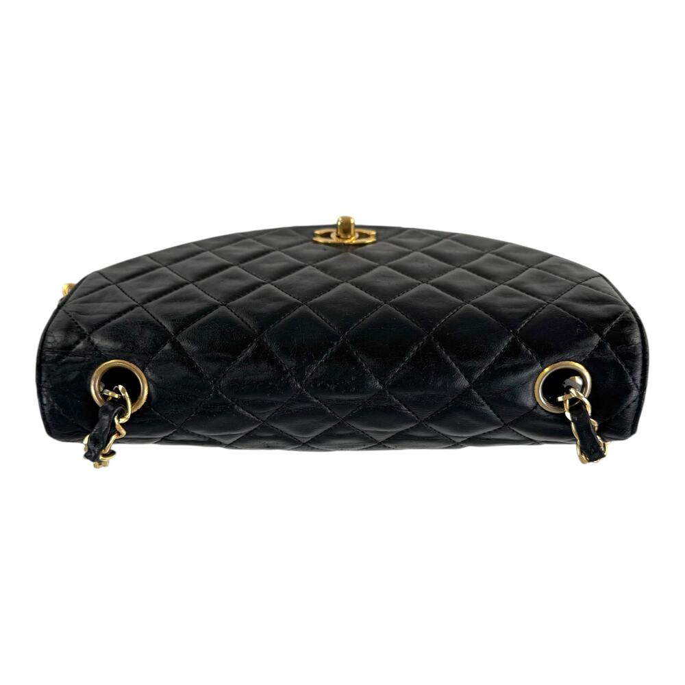 Chanel Vintage Round Flap Matelasse Shoulder Bag - Picture 8 of 16